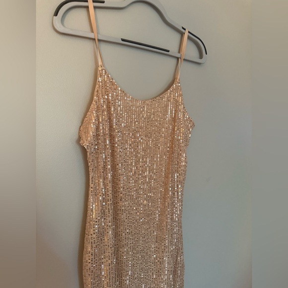 Gold Sequined Shein Dress - Picture 3 of 6